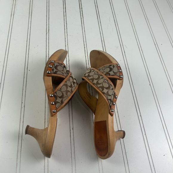 Coach Sharon Tan Brown Wooden Kitten Heel Clogs Vintage Y2K Women’s Size 6 - Picture 7 of 11